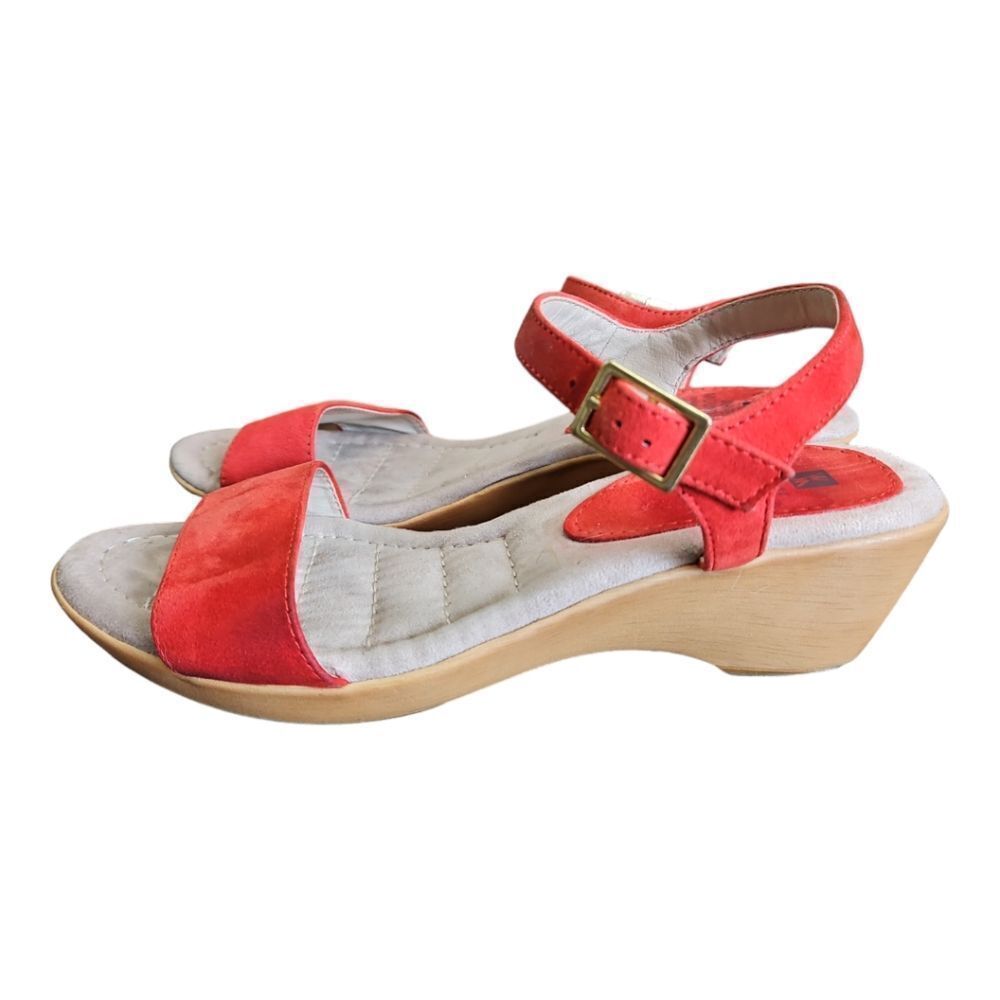 White Mountain Orange Suede Strappy Wedge Sandals Size 6 - Picture 2 of 7